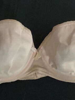 Warner's Strapless Smooth Bra in Nude